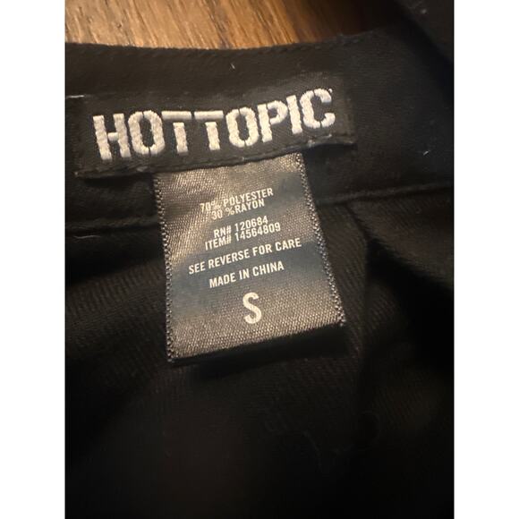 S Hot Topic Black Pleated O-Ring Zipper Suspender Mini Skirt Chains Punk Goth - Picture 3 of 4